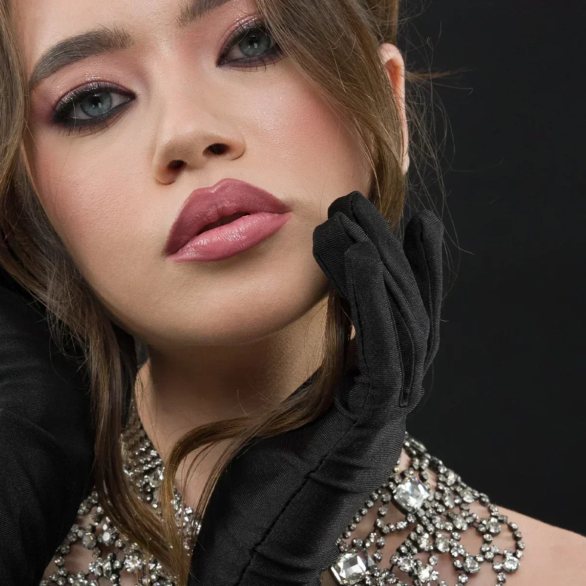 Idei de Cadouri Beauty pentru Valentine’s Day – Ghidul NAESIA