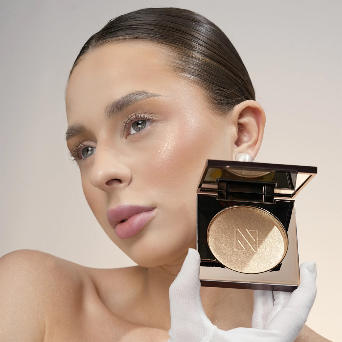 Iluminator Pudră Sunlit Veil Baked Highlighter