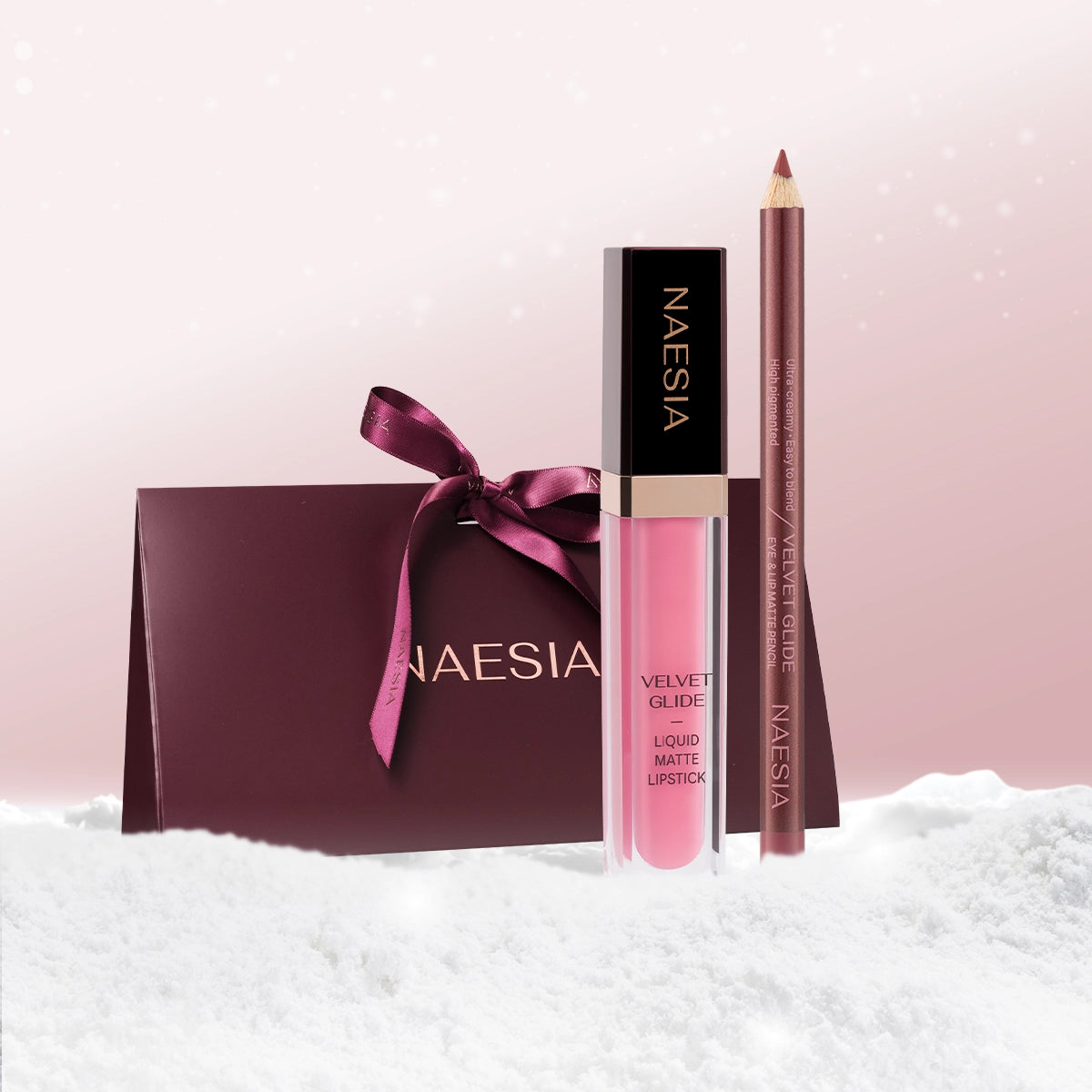 Set Cadou Velvet Glide Ruj Lichid Mat, Rezistent La Transfer si Creion De Buze Cremos Mat