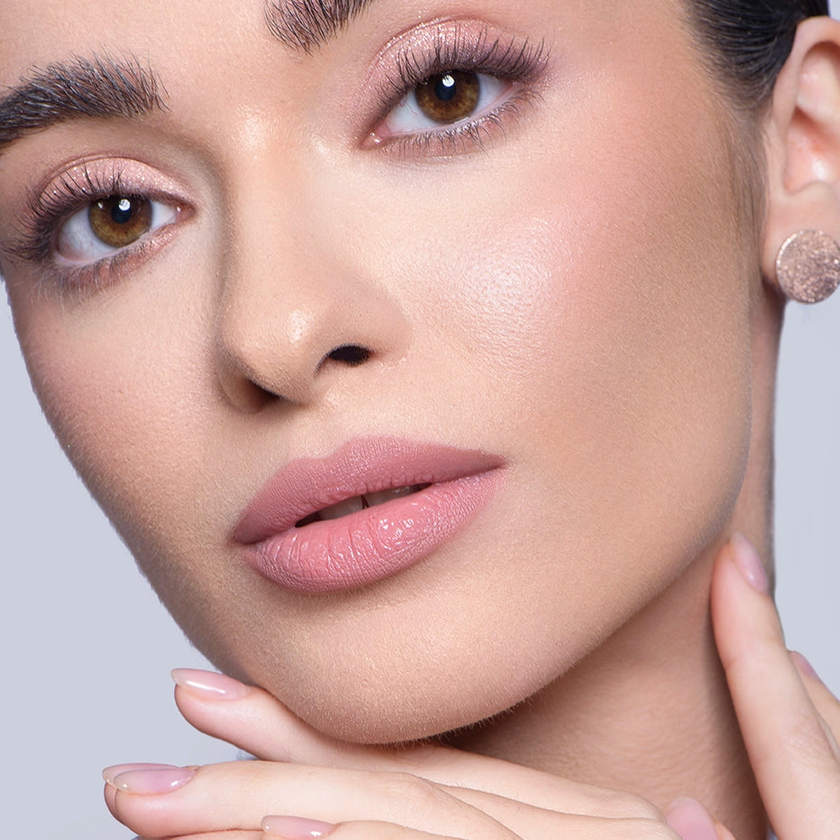Ruj de Buze Satinat Satin Sculpt Lipstick