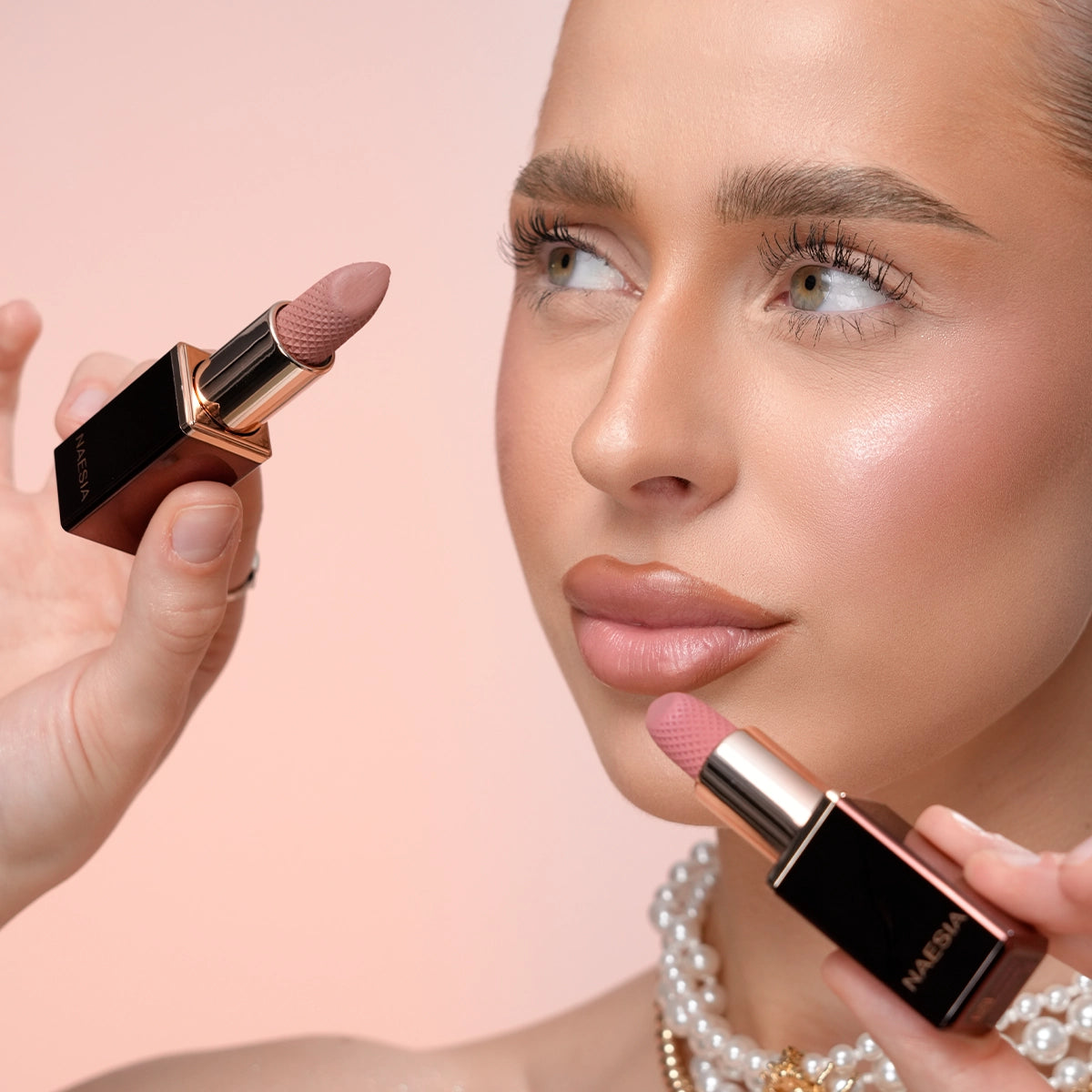 Ruj de Buze Satinat Satin Sculpt Lipstick Cadou